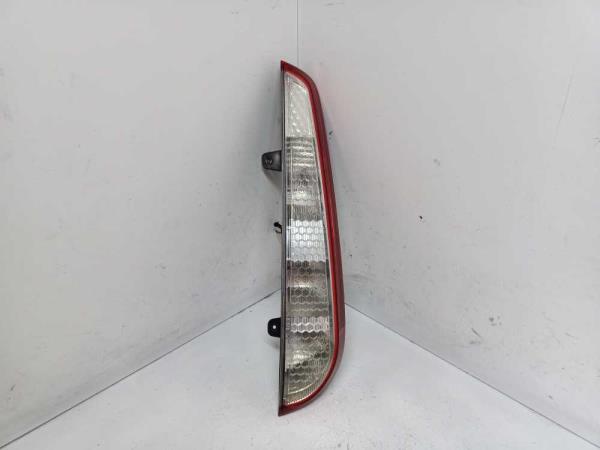 FEU ARRIERE DROIT FORD FOCUS BREAK 2008-2/2011 - Vue 1